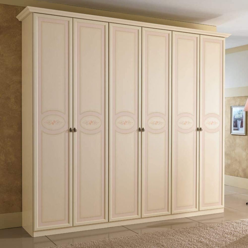 Armadio classico 6 ante Conty colore patinato beige con decori