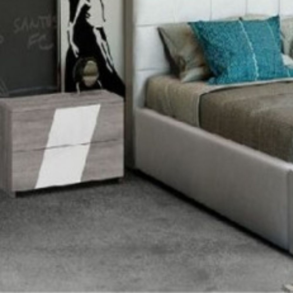 Comodino 2 cassetti Mania colore grigio e bianco laccato