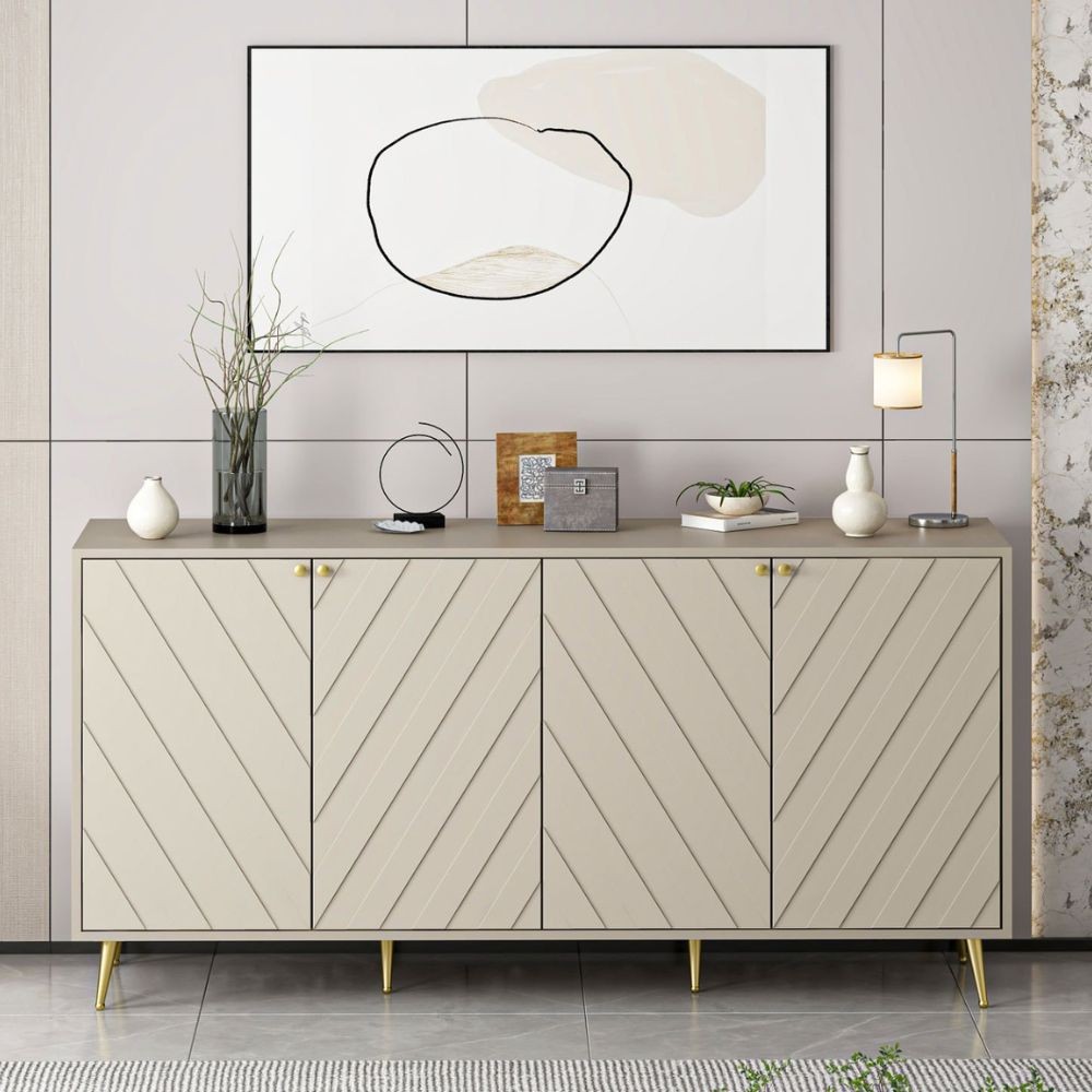 Madia Jana 4 Ante colore cashmere con intagli geometrici maniglie e piedini Oro – Eleganza e Funzionalità per il Tuo Living