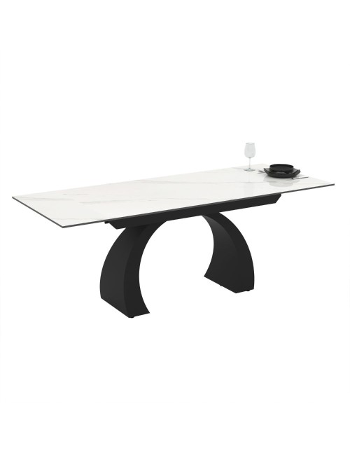 Tavolo allungabile Libra con piano in ceramica effetto marmo bianco e base arcuata nera 140x80x76H
