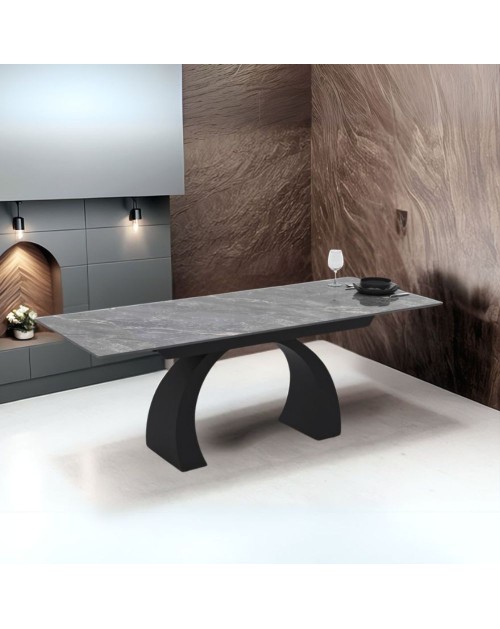 Tavolo allungabile Libra con piano in ceramica effetto marmo grigio e base arcuata nera 140x80x76H