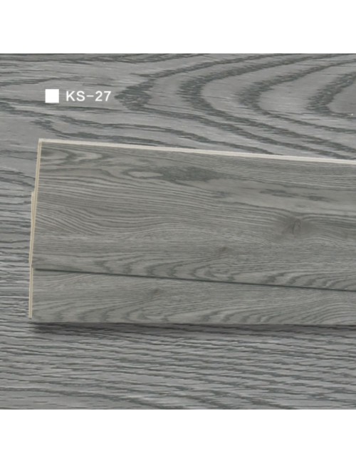 Pavimento SPC effetto legno grigio – 122 x 18,1 x 0,5 cm