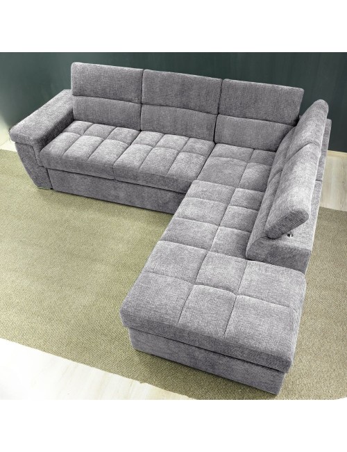 Divano letto angolare reversibile Amalfi con 5 poggiatesta regolabili e pouf in tessuto grigio chiaro