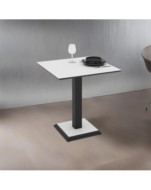 Tavolo Quadrato Carvel bianco frassinato: Eleganza e Stile Distintivo per Ogni Spazio 68x68x75H