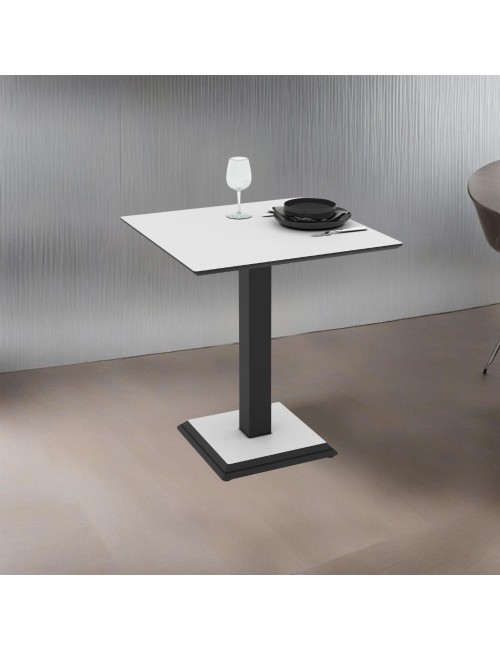 Tavolo Quadrato Carvel bianco frassinato: Eleganza e Stile Distintivo per Ogni Spazio 68x68x75H