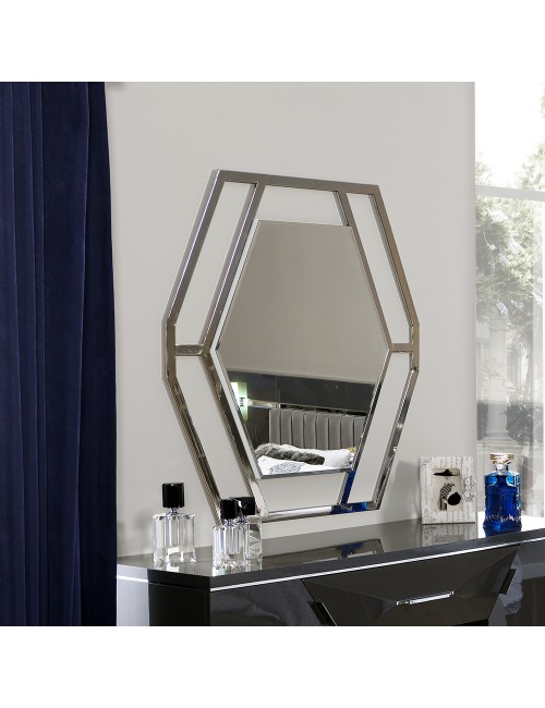 Specchiera Esagonale in Metallo Cromato Enzio – Design Moderno per Soggiorno e Salone