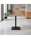Tavolo quadrato Elora 70x70 con piano in ceramica effetto marmo grigio e struttura nera set 2 pz