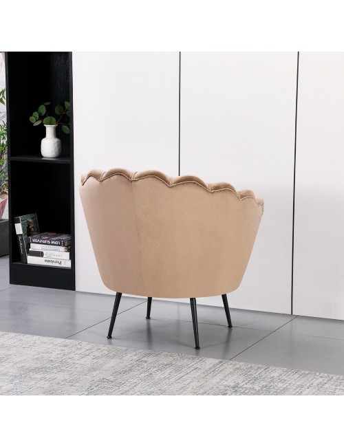 Poltrona Orel a Conchiglia in Velluto Beige – Design Elegante e Avvolgente