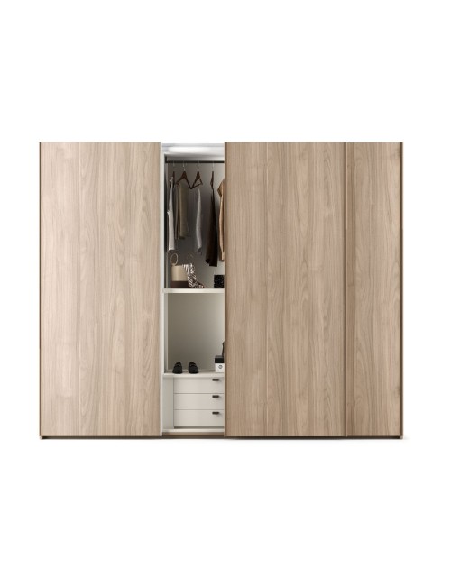 Armadio tre ante scorrevoli in legno noce america Step 276x67x250h