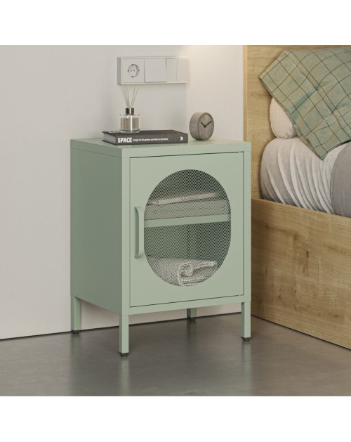 Comodino in metallo Diora verde menta con anta reticolata – Design industriale, anima versatile