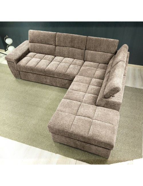 Divano letto angolare reversibile Amalfi con 5 poggiatesta regolabili e pouf in tessuto cappuccino