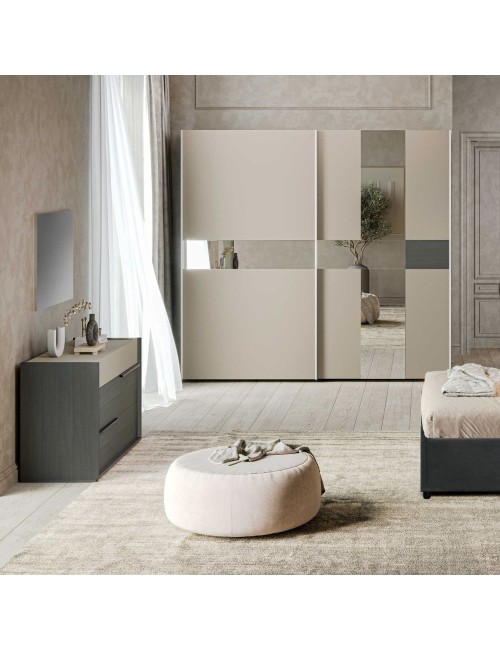 Camera da letto Tania grigio e talco armadio scorrevole con specchi e letto contenitore Napoli
