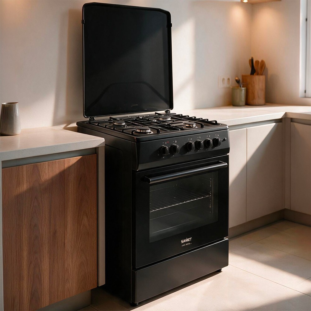 Cucina a Gas Tremiti 60x60 cm Nera con Forno a Gas 70 Litri e Grill Elettrico Classe A Samet Indomita Line