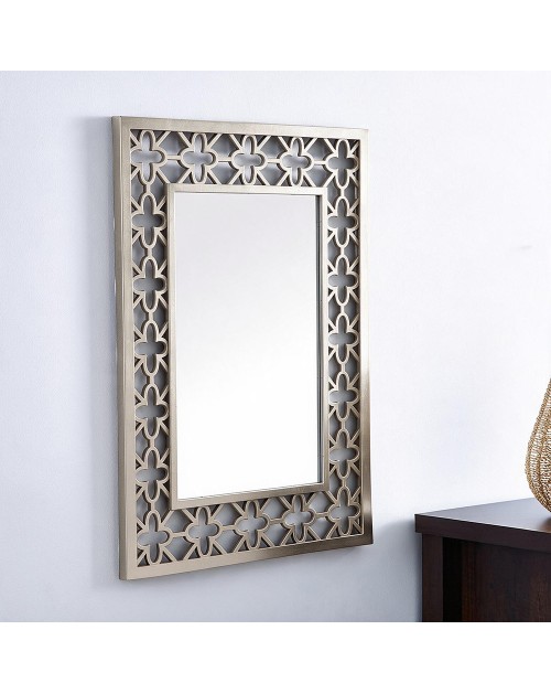 Specchio Decorativo Rettangolare MRHW8903 da Parete 48x67 cm Champagne con Cornice Traforata a Quadrifoglio