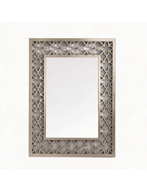Specchio Decorativo Rettangolare MRHW8903 da Parete 48x67 cm Champagne con Cornice Traforata a Quadrifoglio