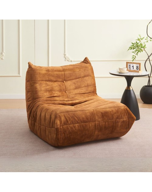 Poltrona in morbida schiuma e rivestita in tessuto caramello Horace – Comfort e relax in ogni ambiente