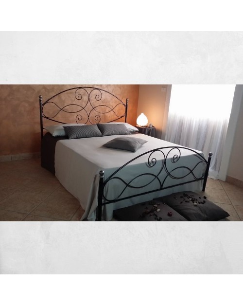 Letto matrimoniale ferro battuto Narciso colore nero argento